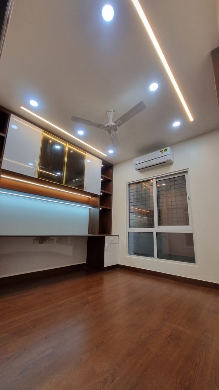 Honeymoon Room